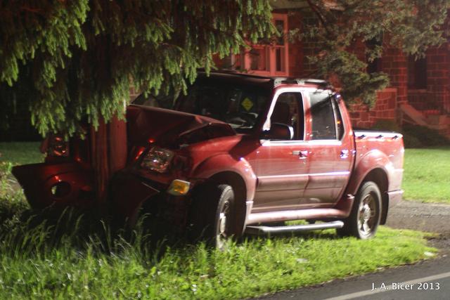 Truck vs Pole, 800 Block E Main Street
